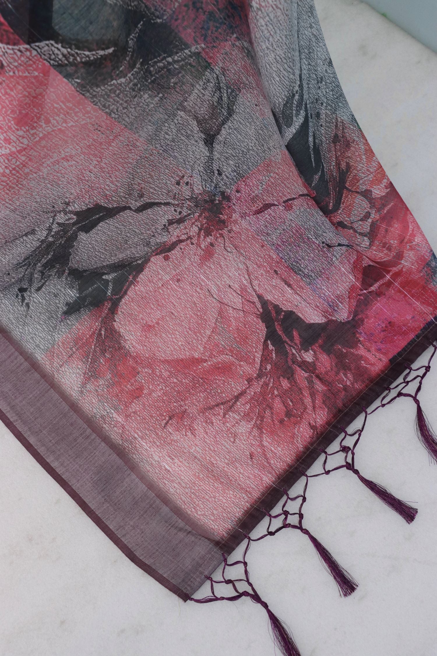 Elegant Maroon & Mauve Linen Saree with Abstract Print