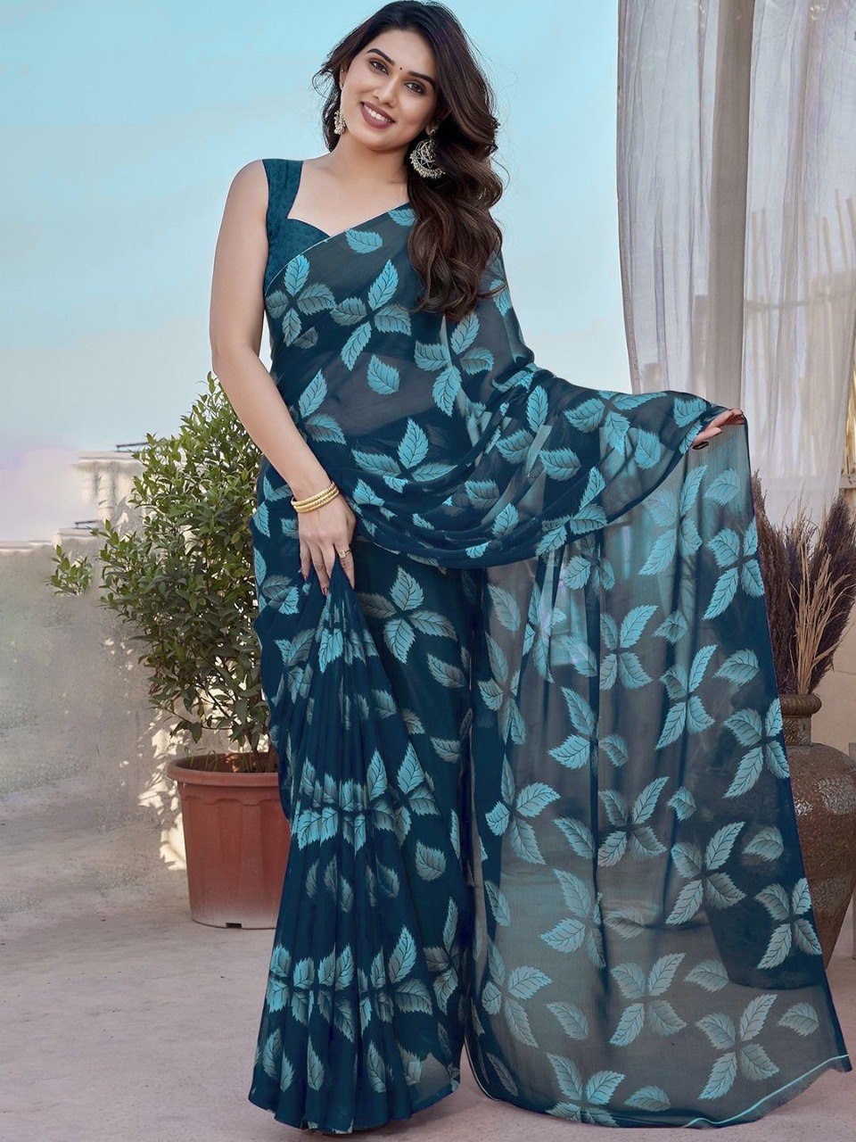 Soft Chiffon Saree with Leaf Print Design