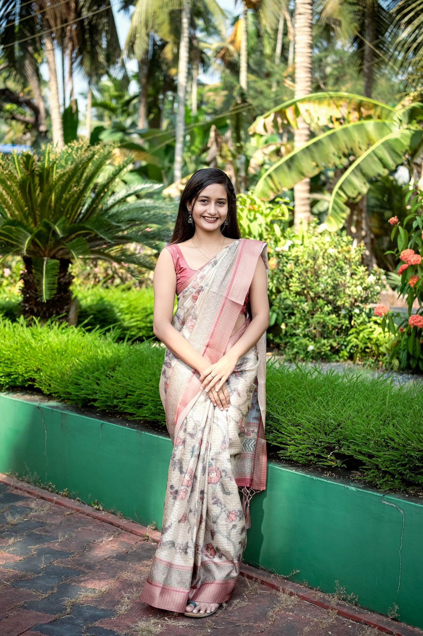 Elegant Mysore Silk Saree with Subtle Checks and Floral Zari Pallu